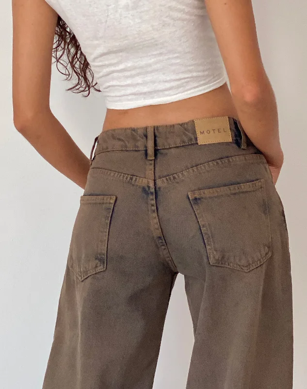 Roomy Extra Wide Low Rise Jeans in Dark Sand