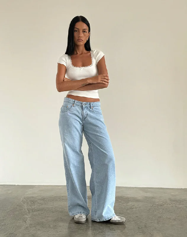 Roomy Extra Wide Low Rise Jeans in Light Wash Blue