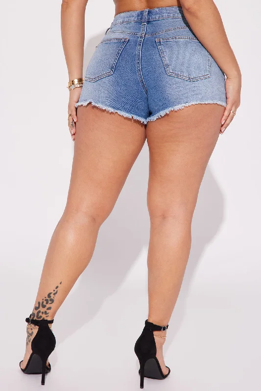 Sunset Festival Denim Shorts - Medium Wash