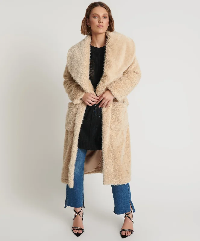 THE WONDERLAND FAUX FUR COAT