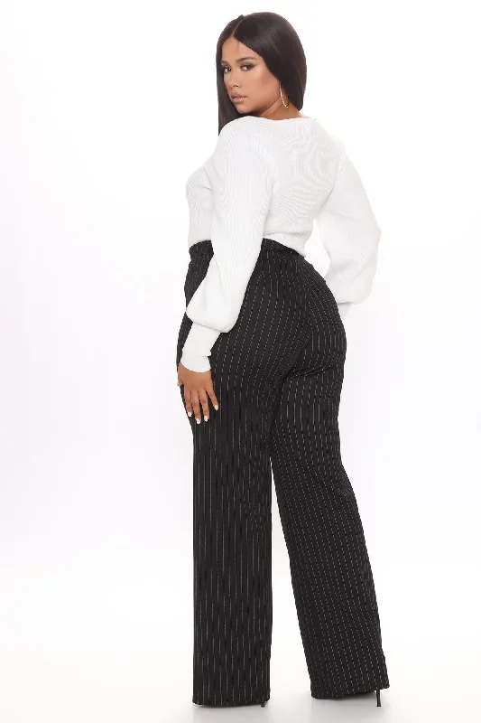 Victoria High Waisted Dress Pant Pinstripe - Black/White