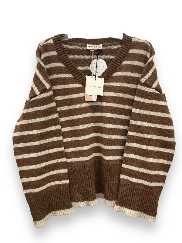 Brown Sweater Clothes Mentor, Size M