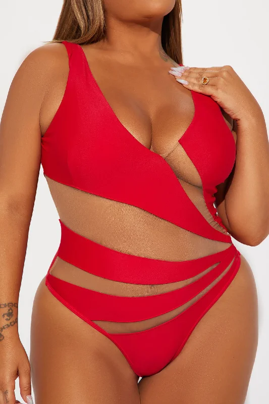 Pretty In Paradise 1 Piece Swimsuit - Red