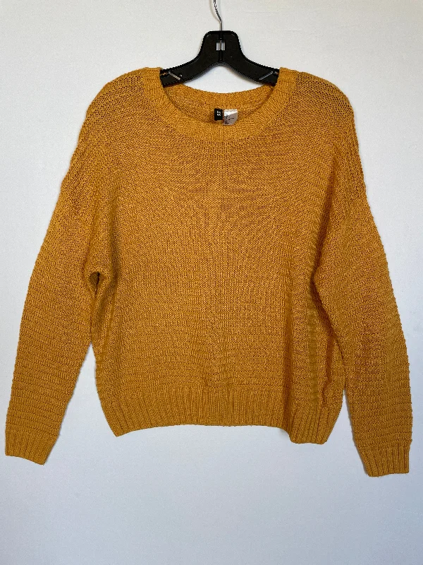 Sweater By Divided In Yellow, Size: M